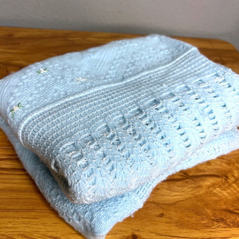 Vintage Cradle Knit Baby Blanket Blue Floral Embroidered Lace Trim‎ Japan